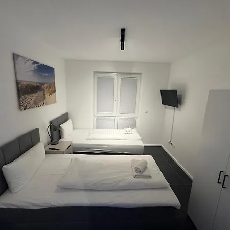 Grosse Fuer Bis Zu 8 Personen